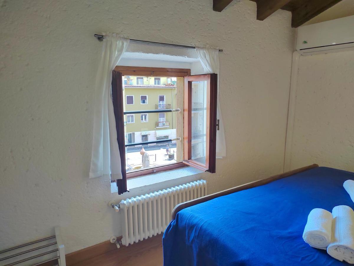 Aly D'Angelo Alla Torre - Immobiliare Azzurra Бардолино Екстериор снимка