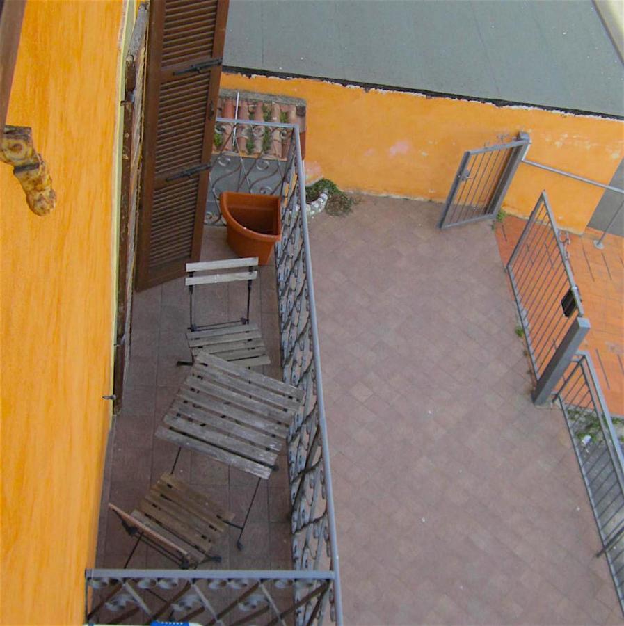 Aly D'Angelo Alla Torre - Immobiliare Azzurra Бардолино Екстериор снимка